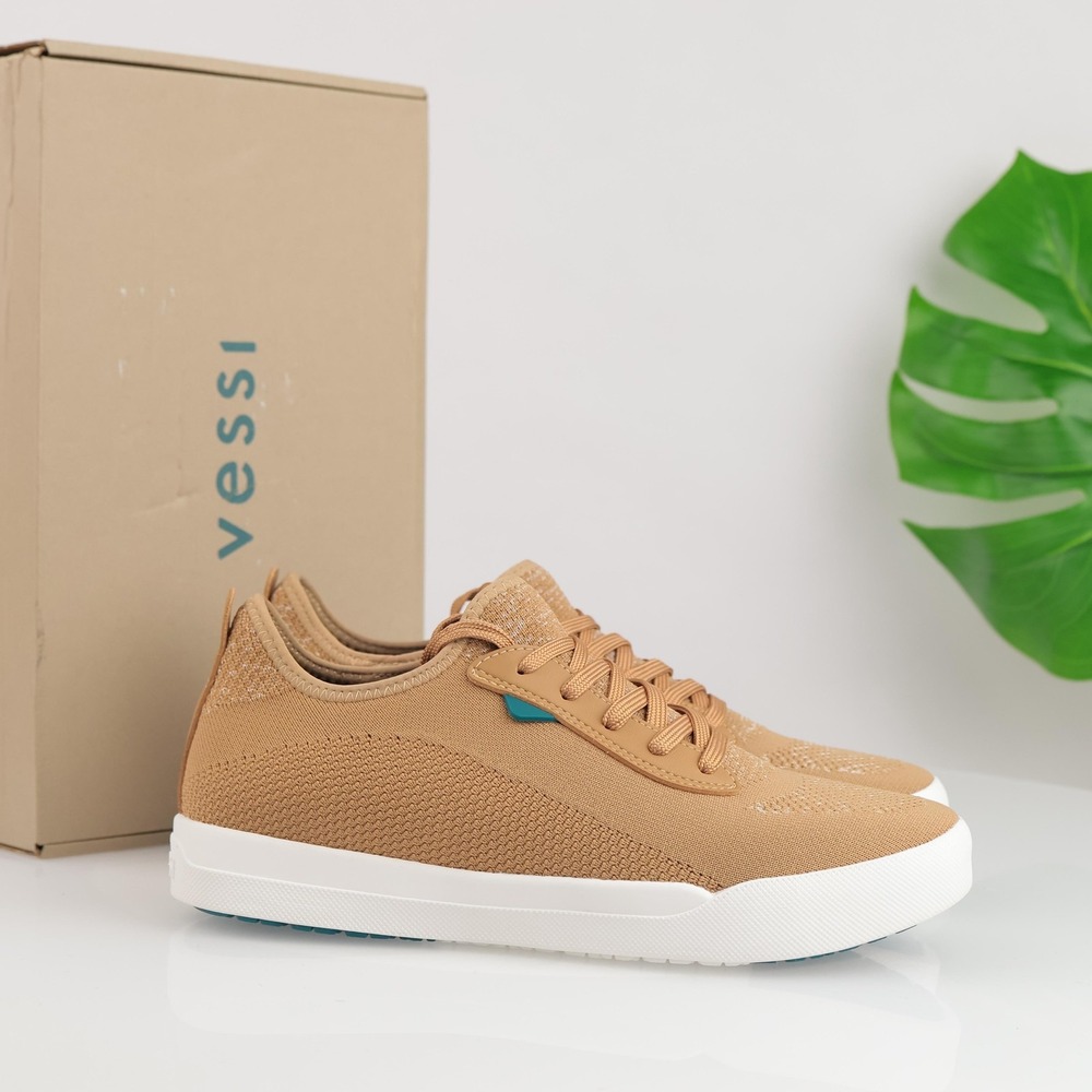 Vessi Mens Weekend Sneaker Size 9 Waterproof Oak Brown Knit Lace Up Comfort Shoe